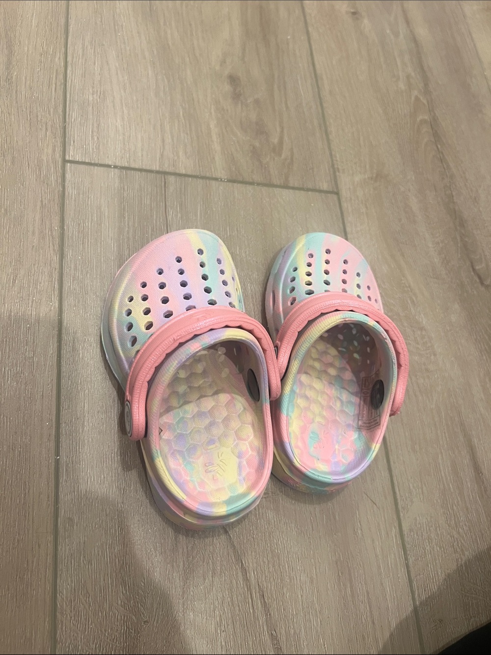 Joybees Pastel Tie-Dye Clogs Toddler Size 4/5
